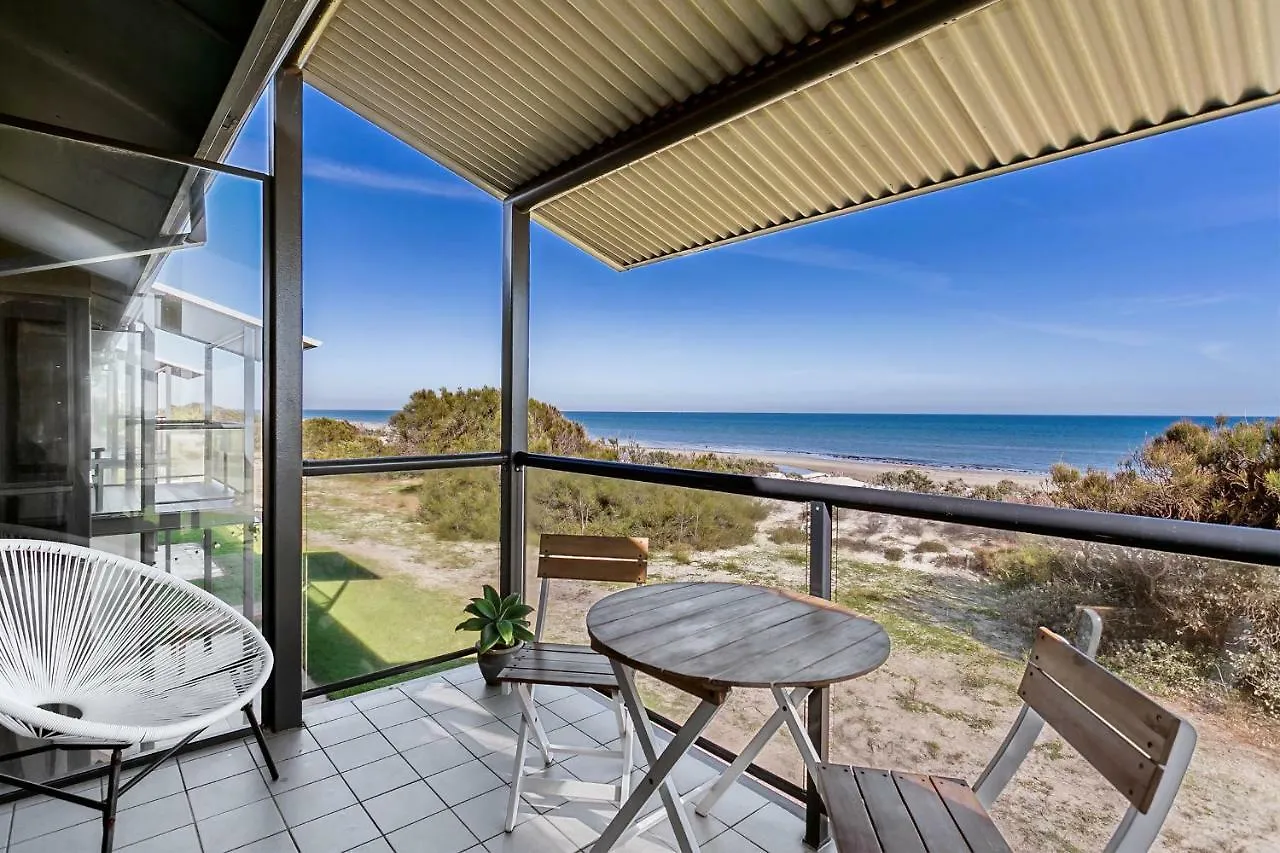 Blissful Beachfront Beachouse Apartment Adelaide 0*,